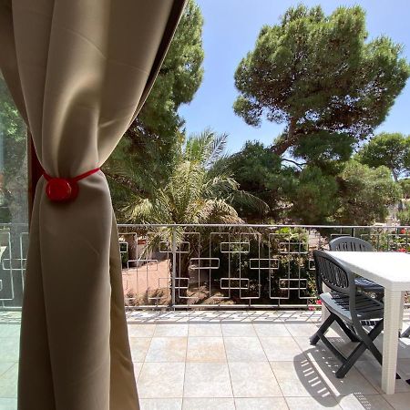 Sabrina Apartments Porto Pino Exterior photo